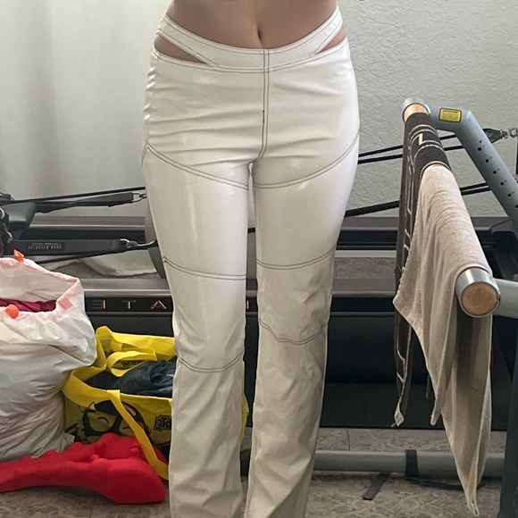 I.AM.GIÀ Paris Pant in White - Picture 7 of 7